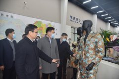 市、區(qū)領(lǐng)導(dǎo)一行蒞臨公司調(diào)研指導(dǎo)